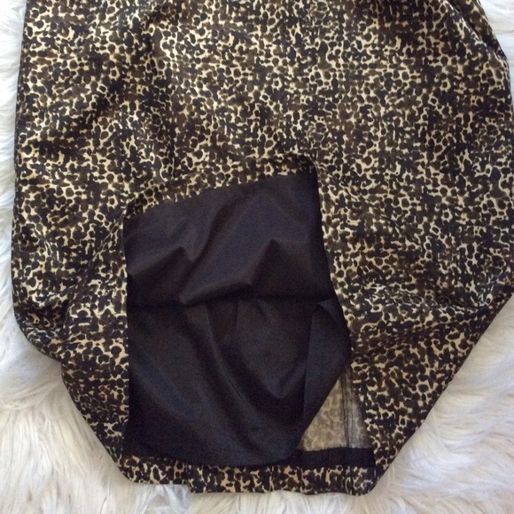 Ann Taylor Animal Print Pencil Skirt - Picture 6 of 7